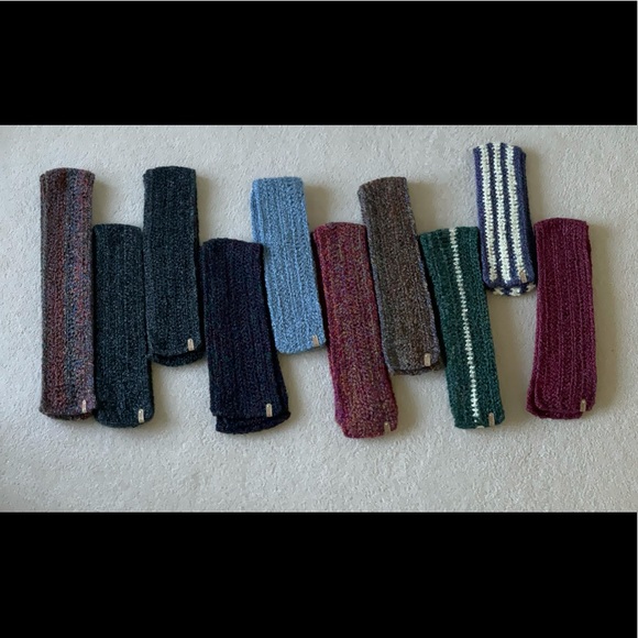 New Hand Crocheted Winter Scarf 🧣 - Picture 7 of 7